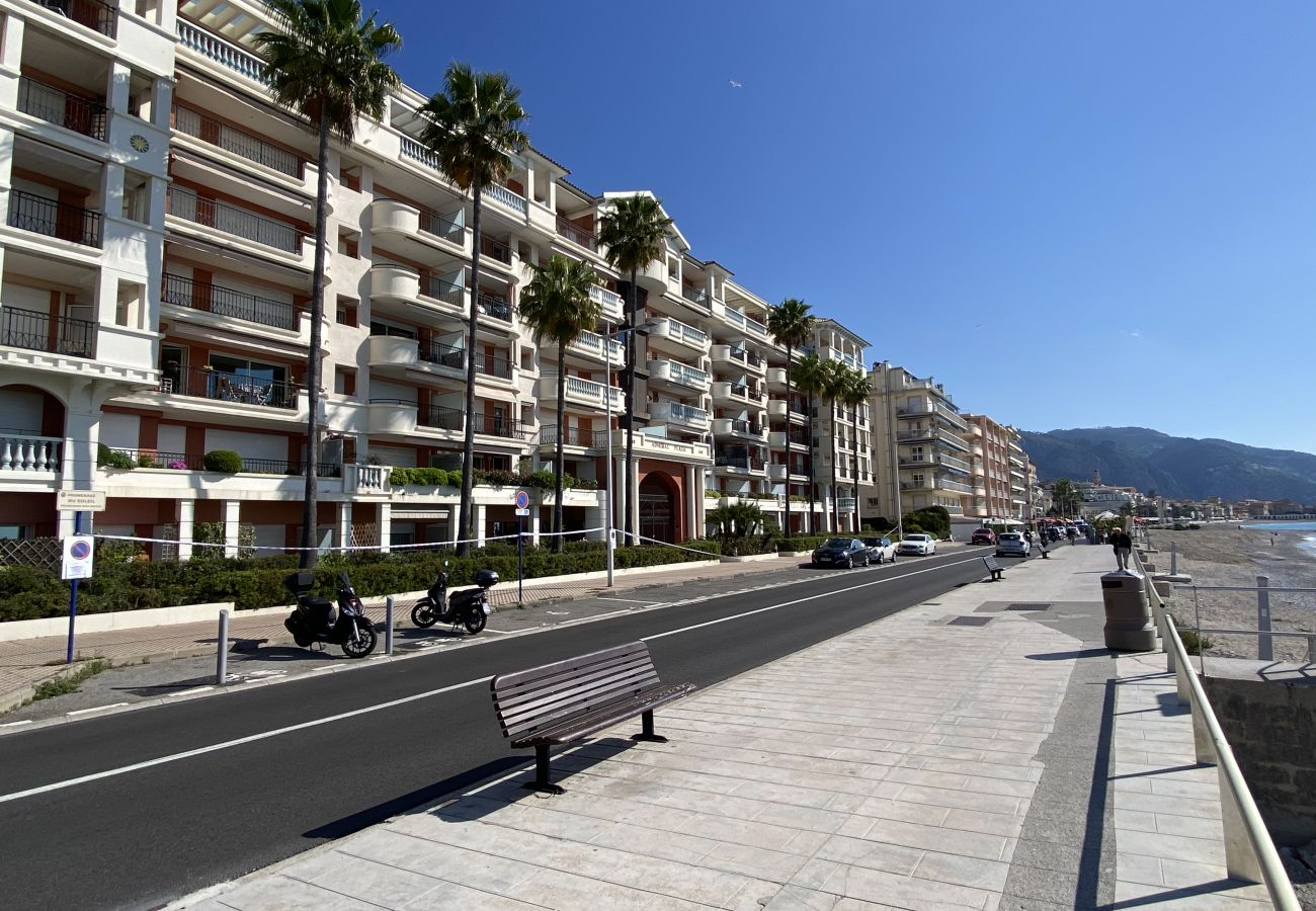 Appartement à Menton - L'Admiral Plaza avec une magnifique vue mer