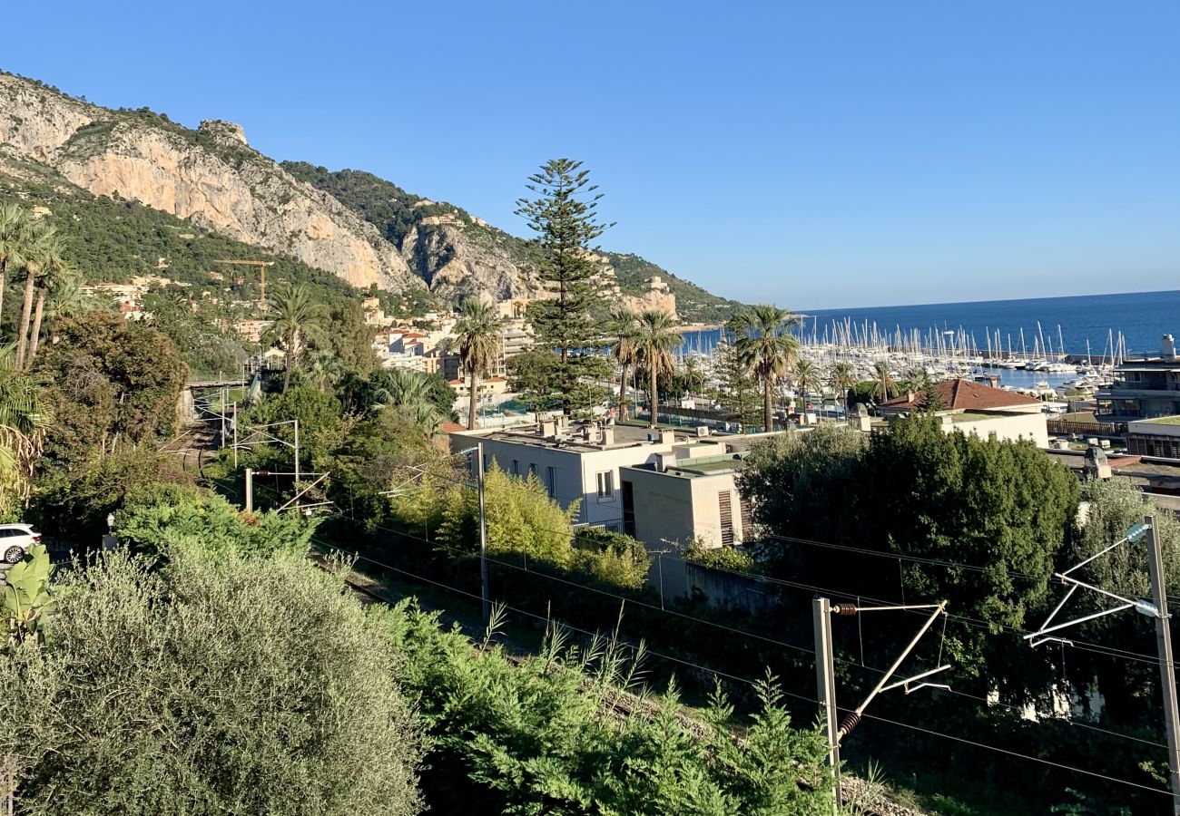 Appartement à Menton - Confortable T2 avec vue mer, quartier de standing